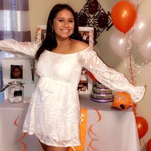 Meet your Posher, Maya